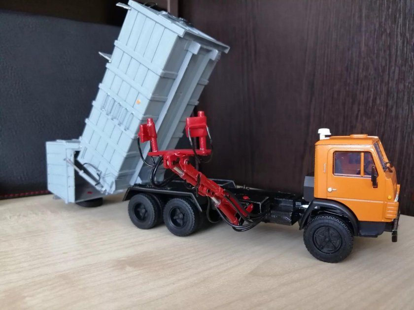 КАМАЗ мусоровоз ко 415 1 43