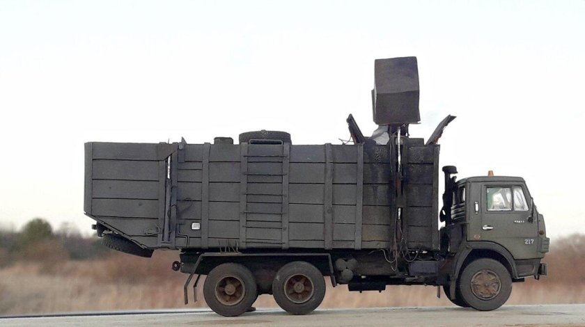 Мусоровоз ко 415