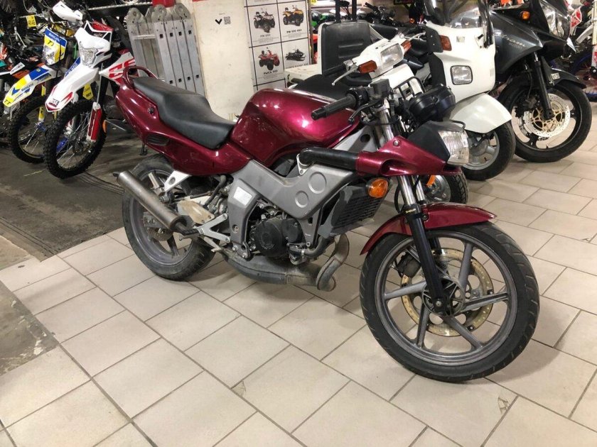 Honda 125 1998