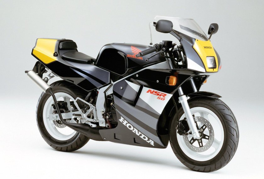 Хонда NSR 50 кубов