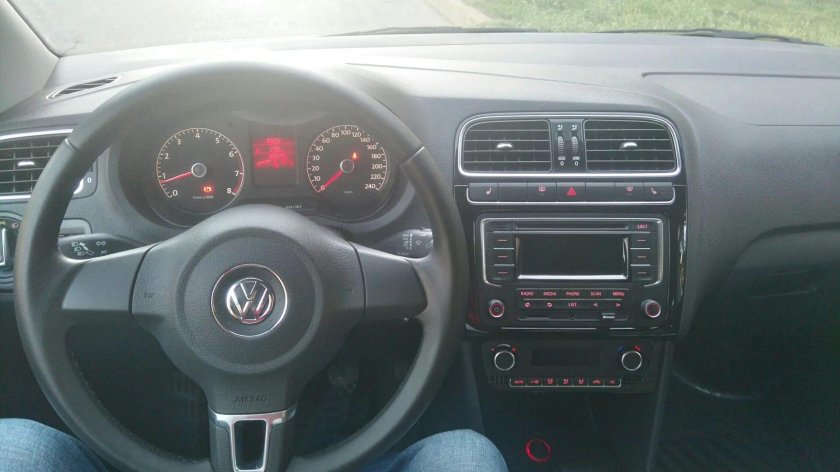 Volkswagen Polo sedan 2014 Style