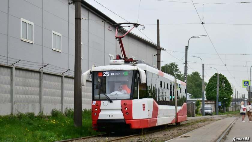 Трамвай ЛВС 2005