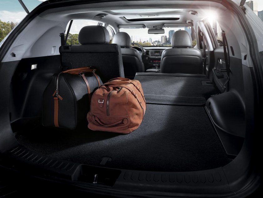 Kia Sportage 2015 с багажником