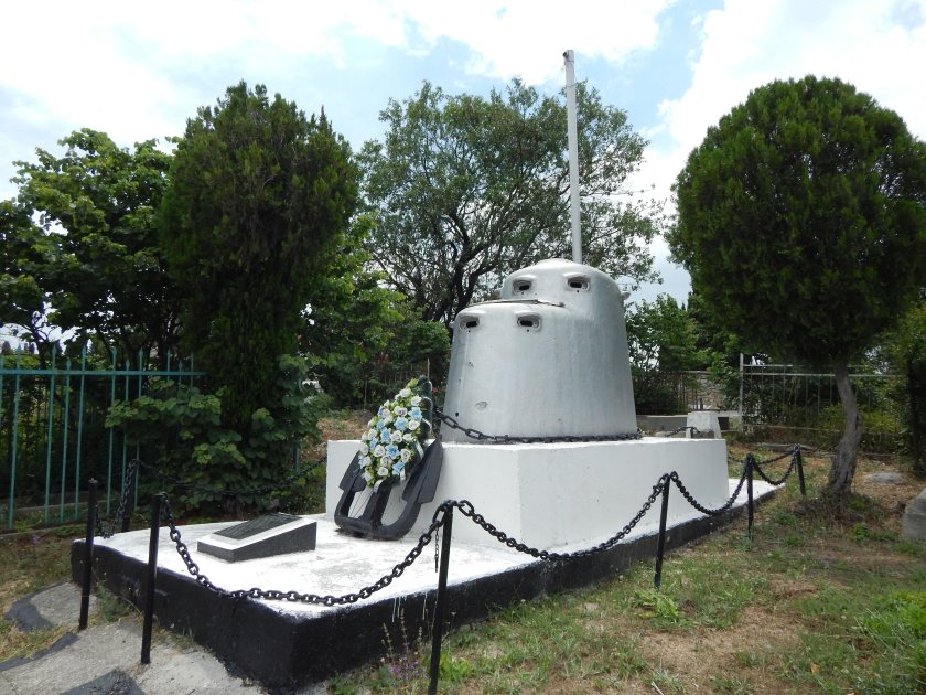 Мемориал подводникам на Кузьминском кладбище