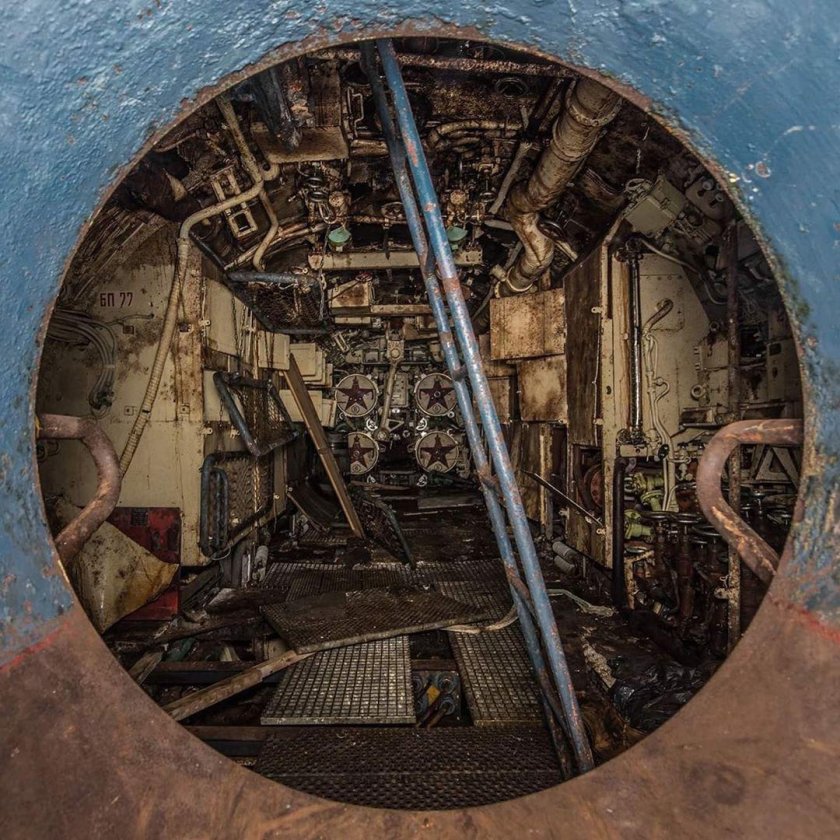 Заброшенные подводные лодки внутри