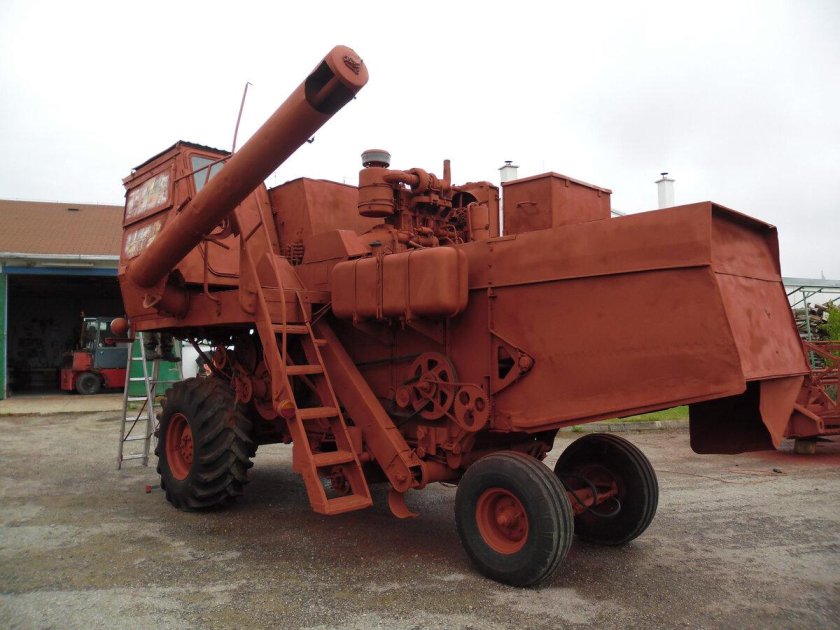 Комбайн Нива СК 4