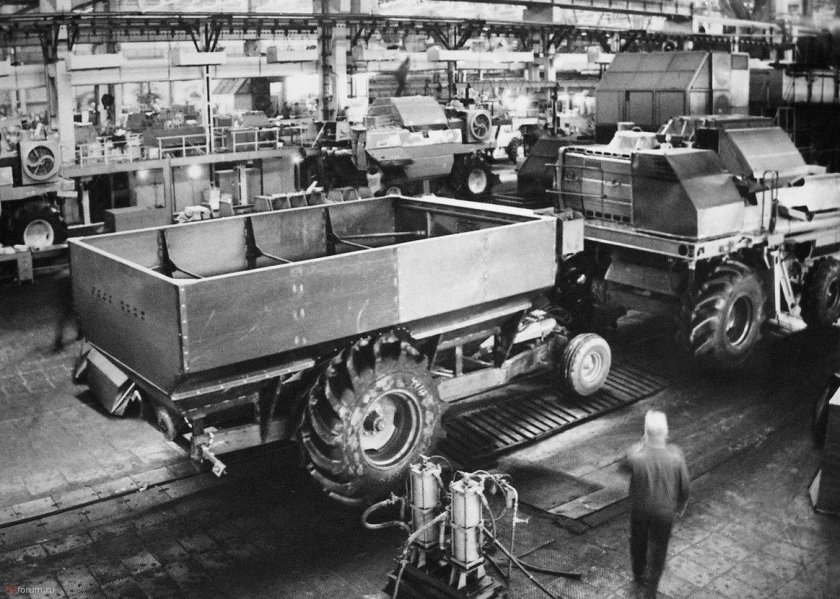 Комбайновый завод "Ростсельмаш" СССР