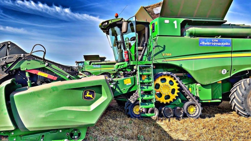 Трактор фермер РБ 2103 гусеничный