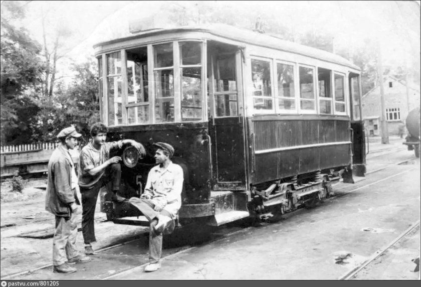 Моторный трамвайный вагон 1908