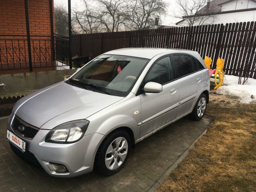 Kia Rio 2007 хэтчбек серебристый
