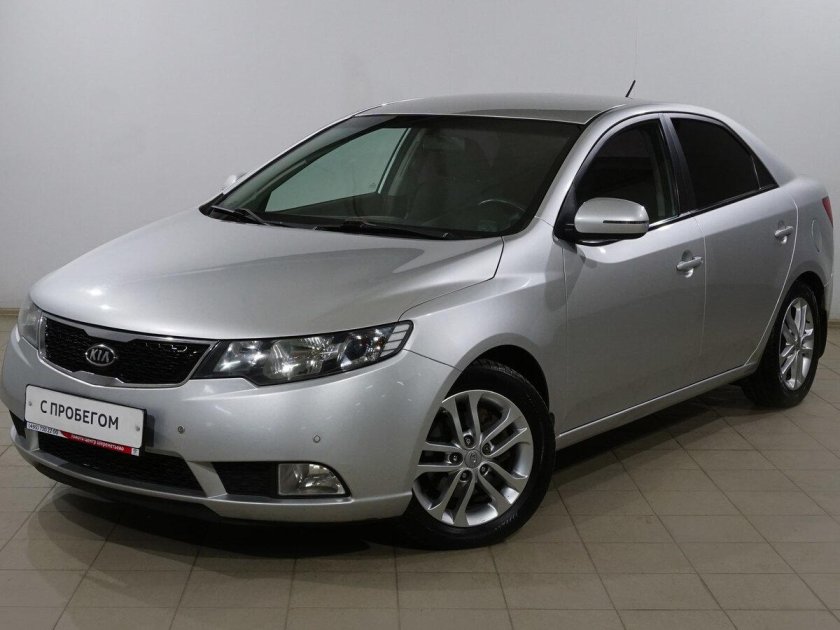 Kis Cerato 2 седан