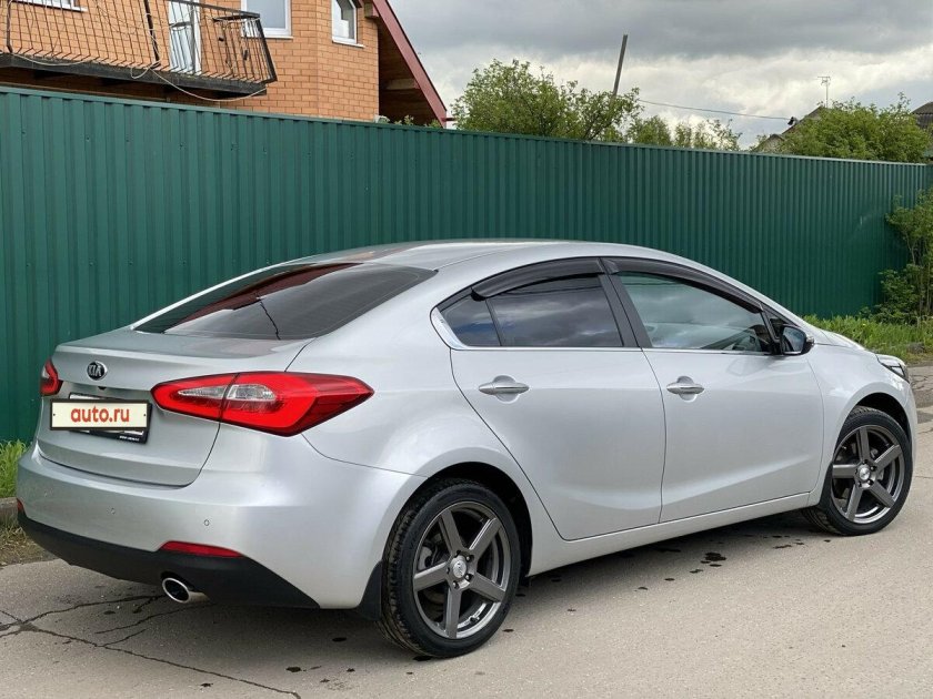 Kia Cerato седан 2013