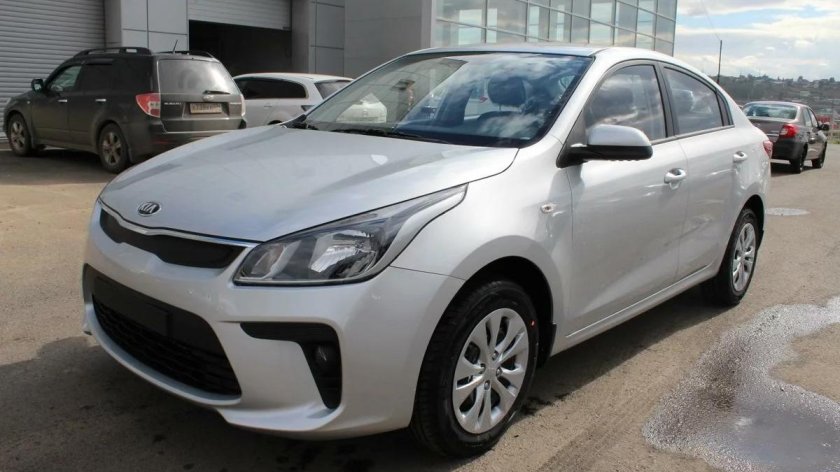 Киа Рио 4 серебристая