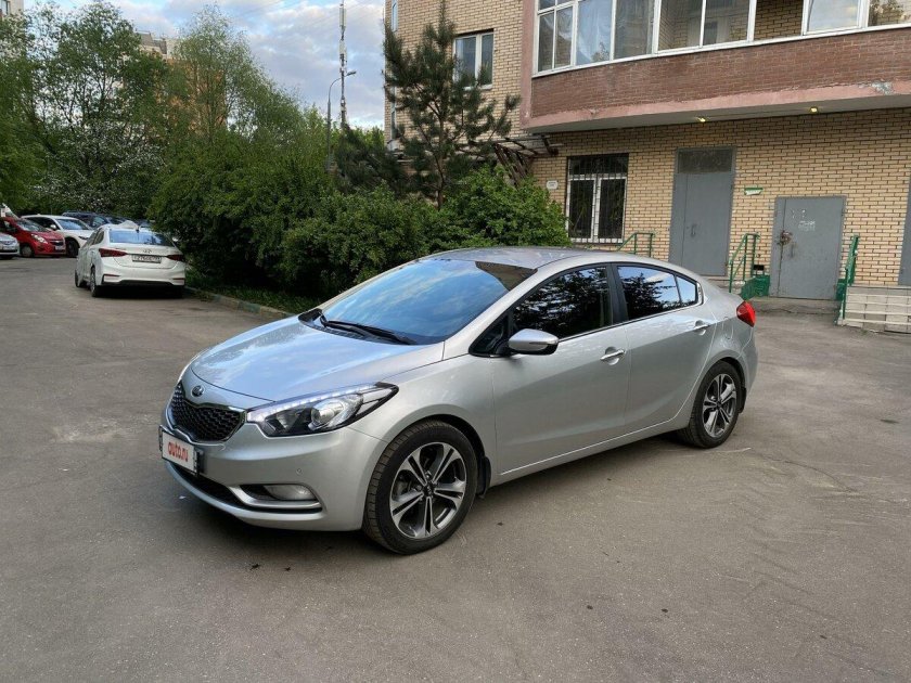 Киа Церато 3 в цвете Nardo Grey