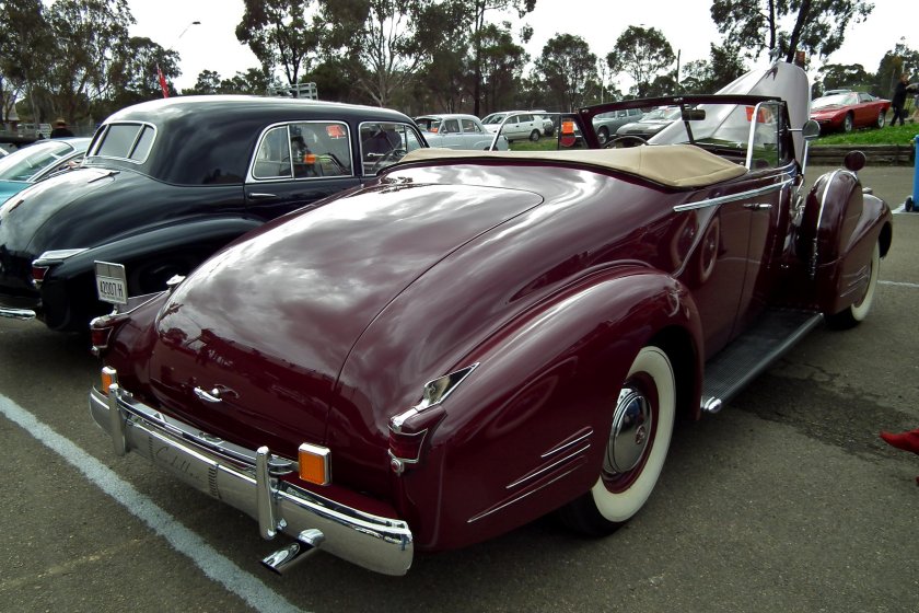 Кадиллак 1938