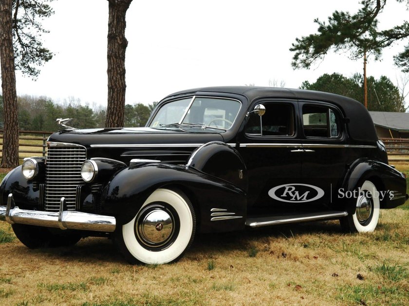 Cadillac v16 1940