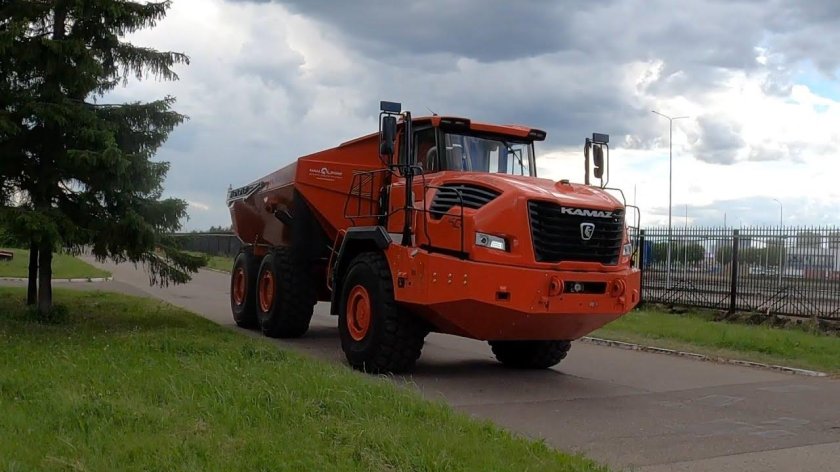 КАМАЗ карьерный самосвал Геркулес