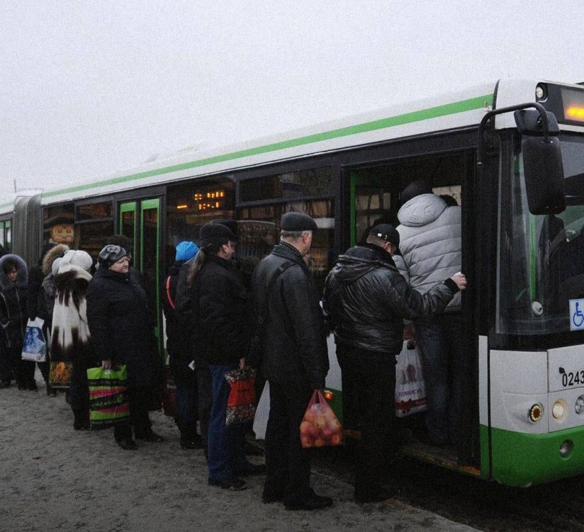 Очередь намавтобкм в Москве