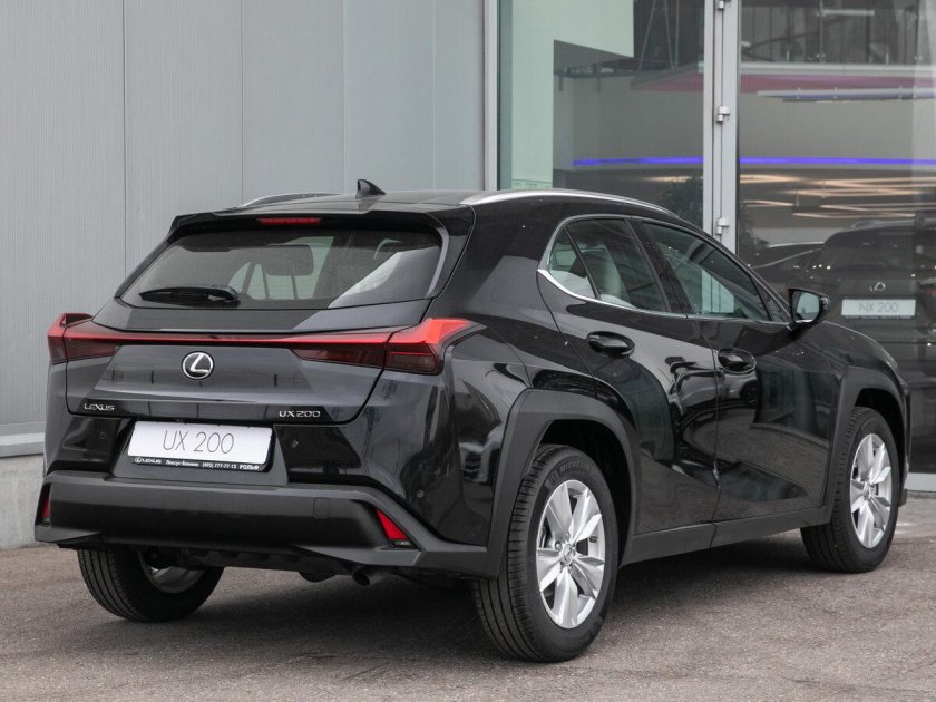 Lexus ux200 черный