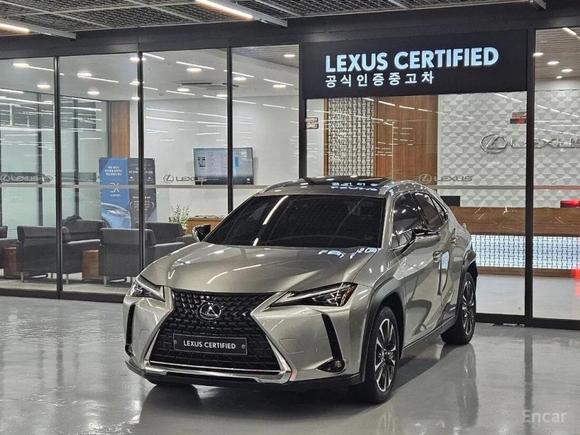 Лексус ух200