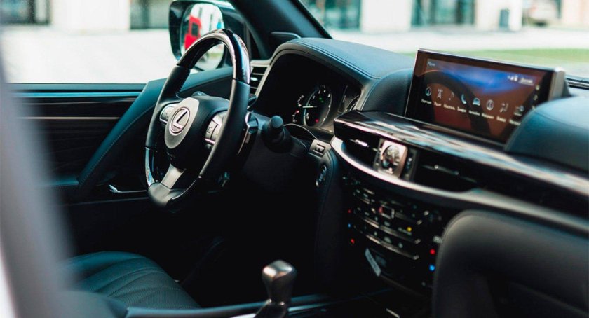 Лексус 570 Блэк Вижн