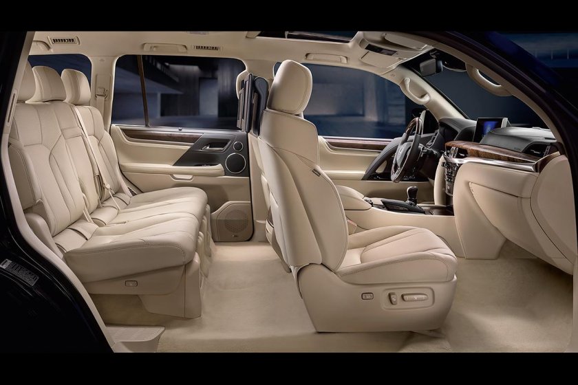 Lexus LX 570 Interior
