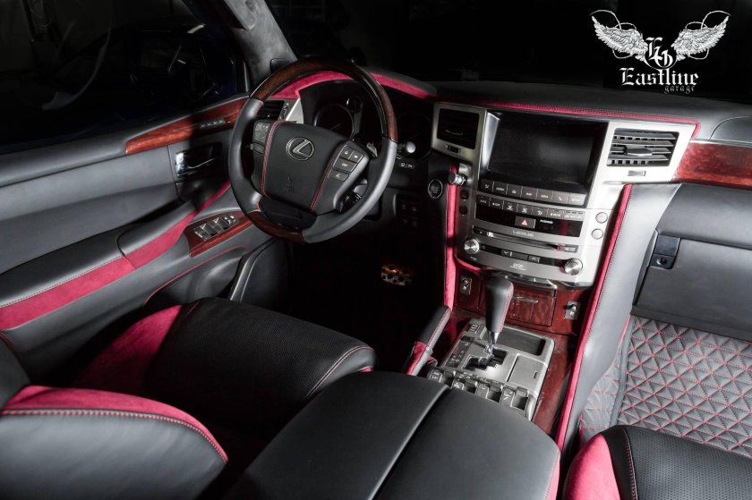 Лексус 570 салон