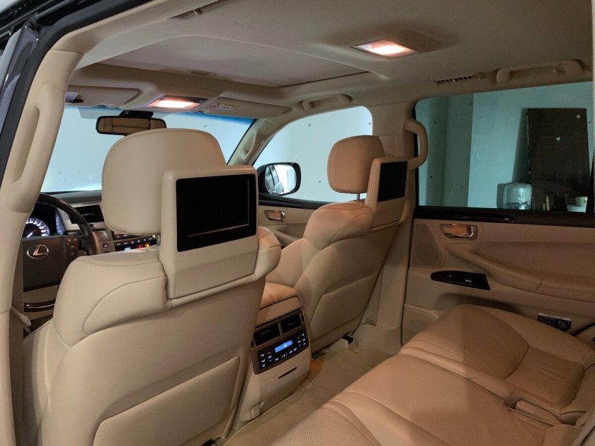 Лексус LX 570 салон