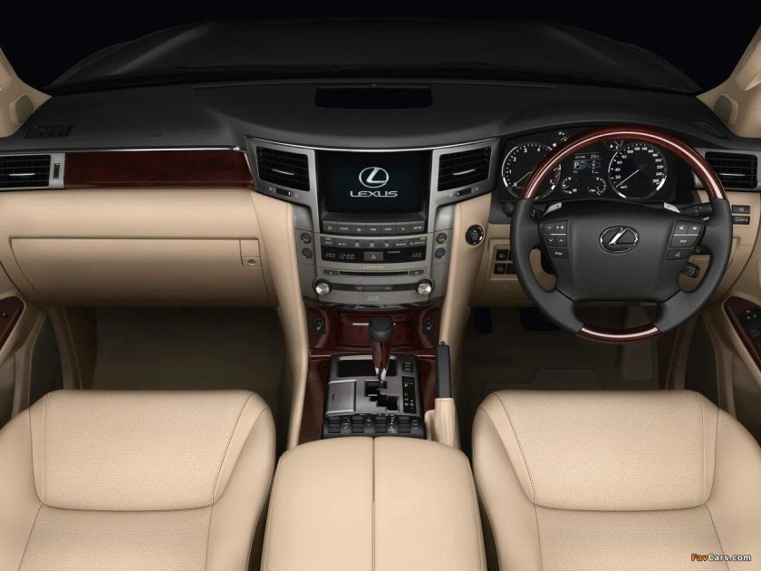 Lexus LX 570 Interior