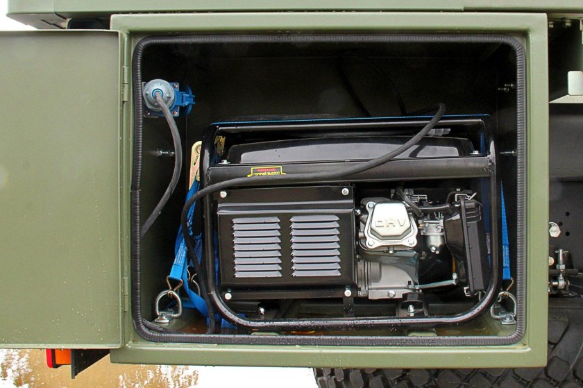 МТ-67 командно штабная машина