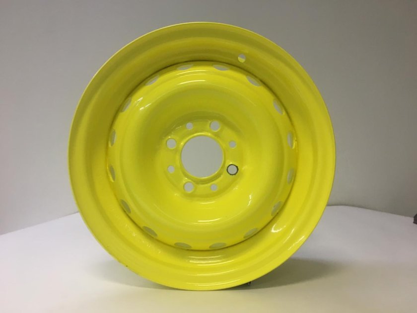 Крашенные штампованные диски