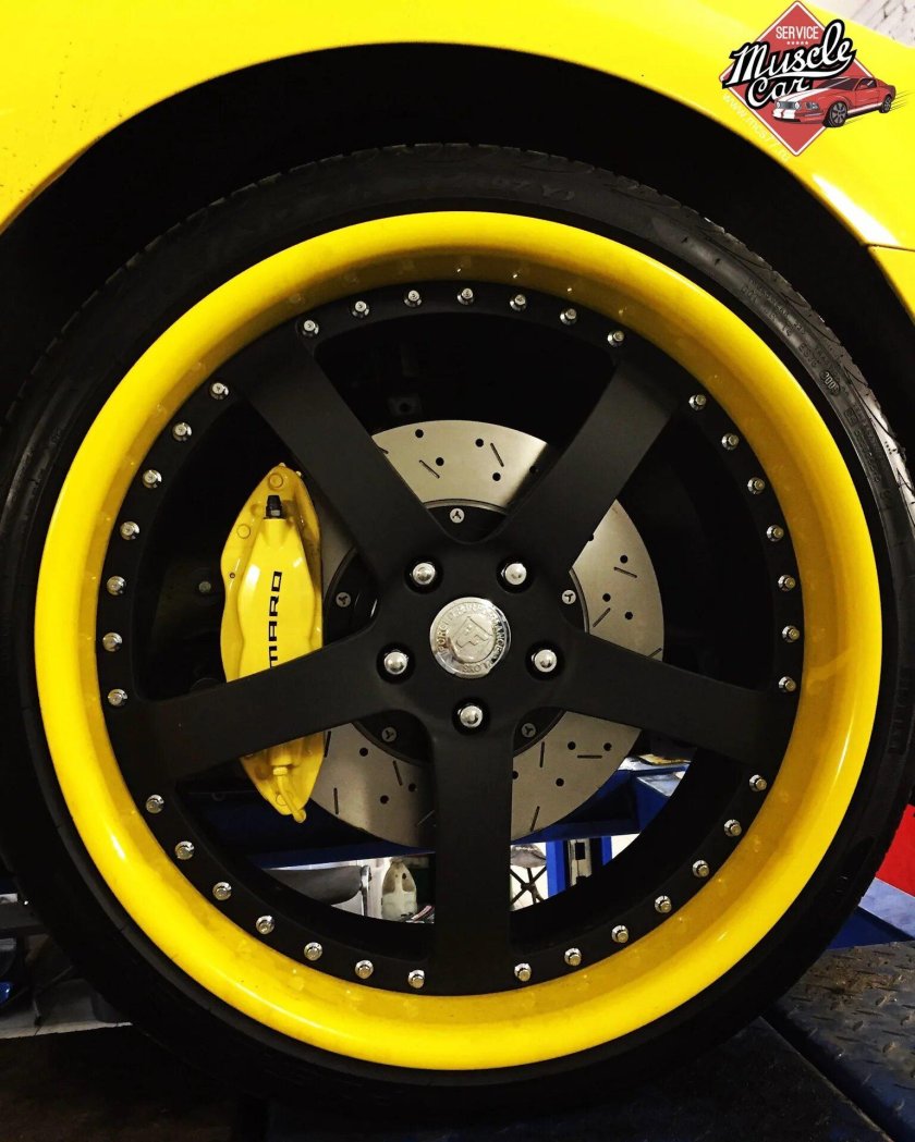 Черно желтые диски