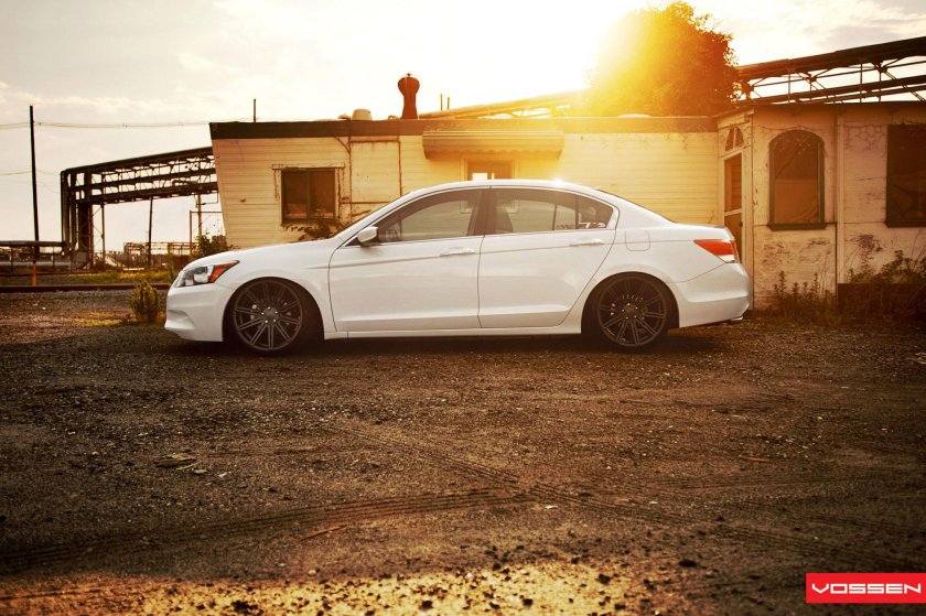 Honda Accord White Wheels