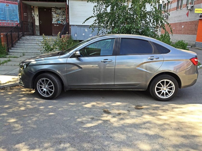 Лада Веста диски r15