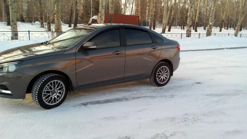 Лада Веста r16