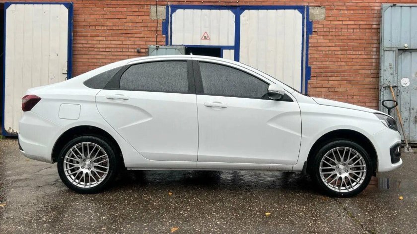 Веста НГ на дисках