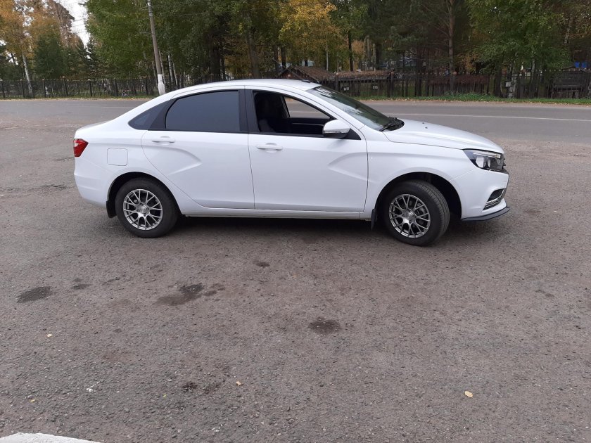 Лада Веста диски r15