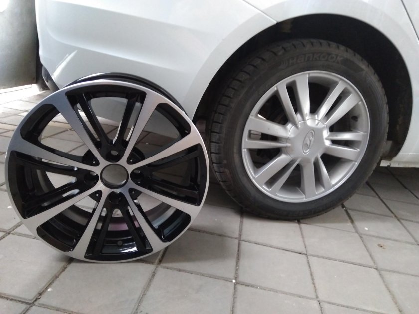 Литые диски Лада Веста 16