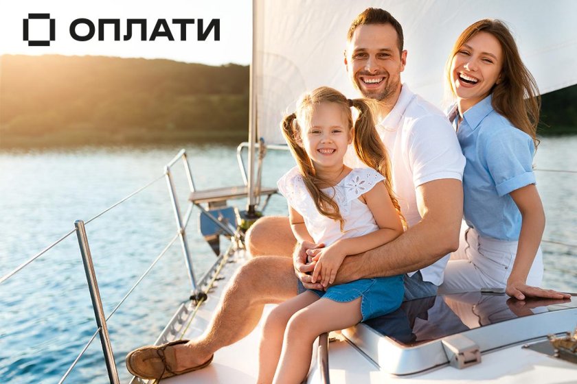 Семья на яхте