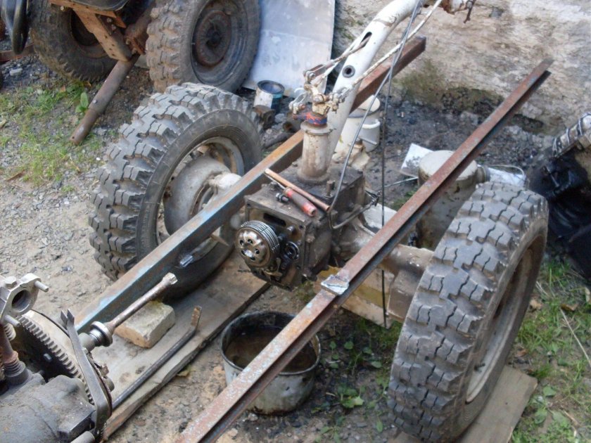 Минитрактор из ЛУАЗА-969