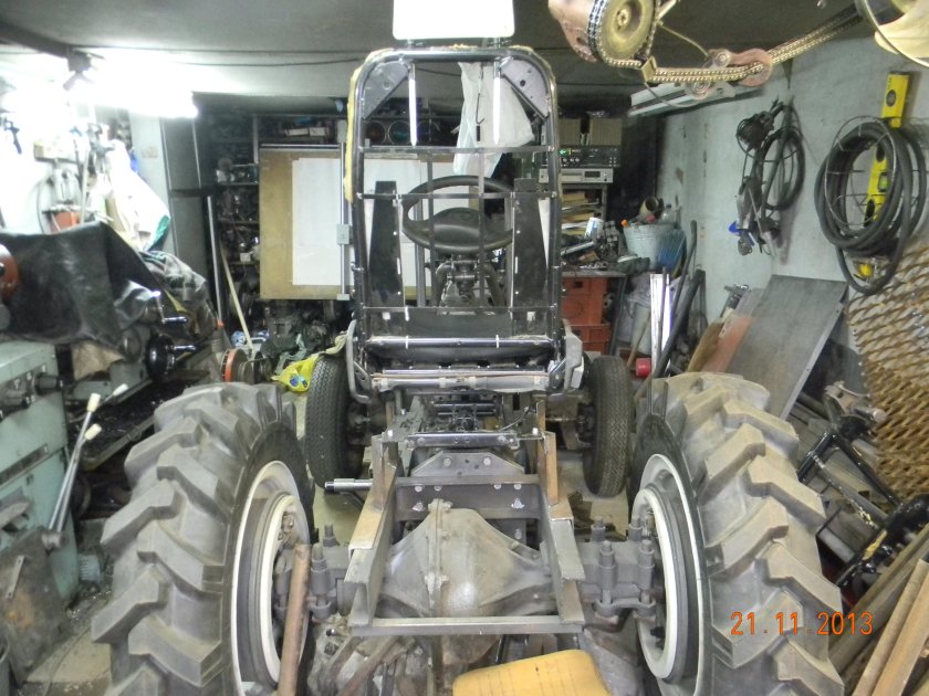 Самодельный трактор с кабиной ГАЗ 53