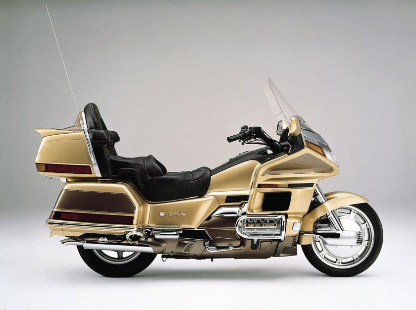 Мотоцикл Honda Gold Wing 1500