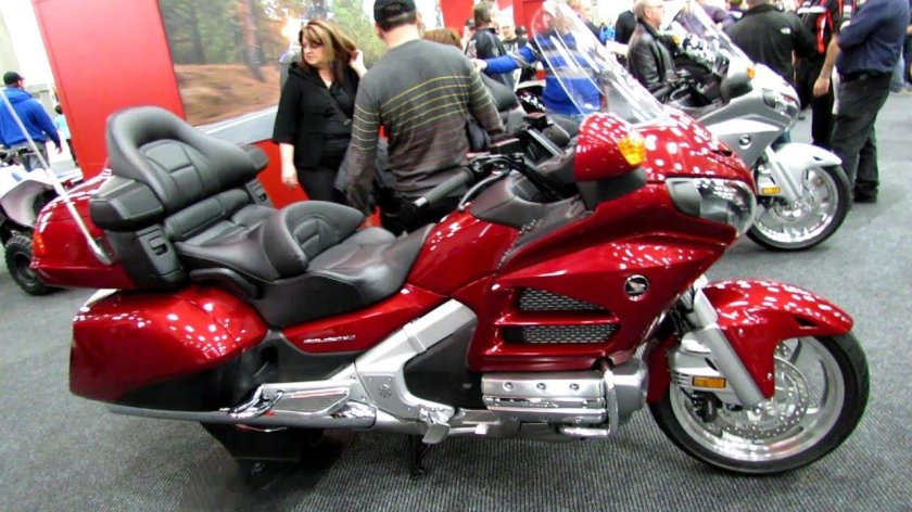 Хонда Голд Винг 1800 2013