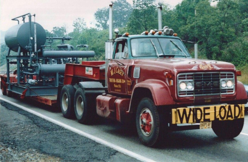 GMC 9500 Trucks