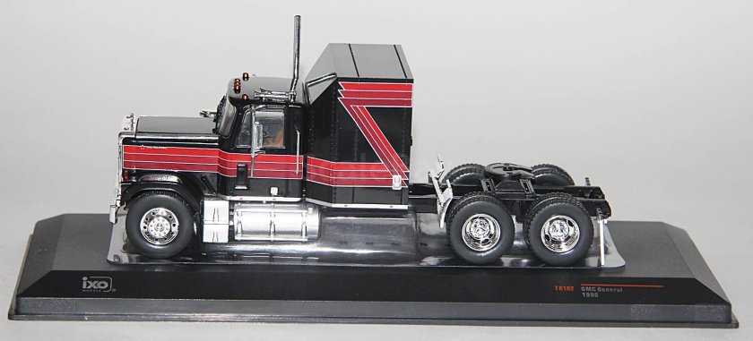 GMC General IXO 1:43