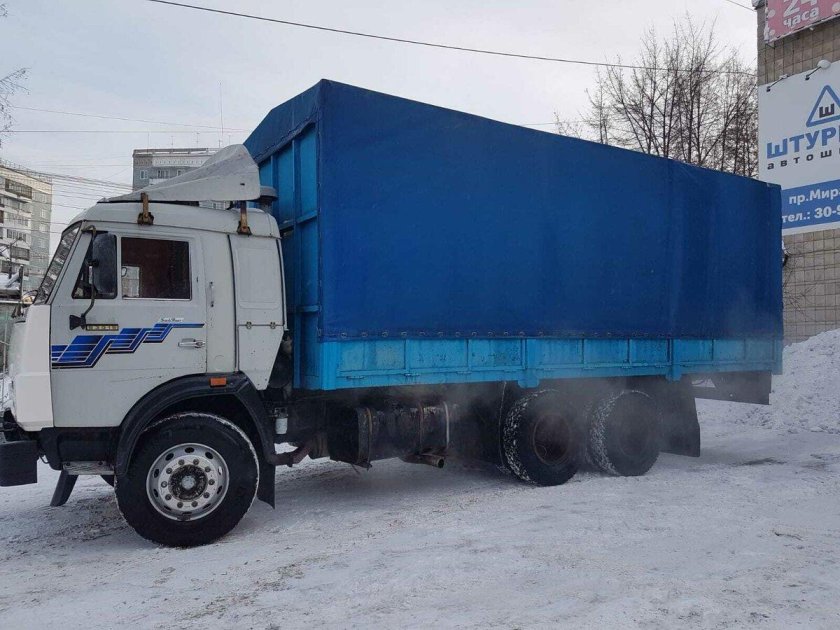 КАМАЗ 2001 года