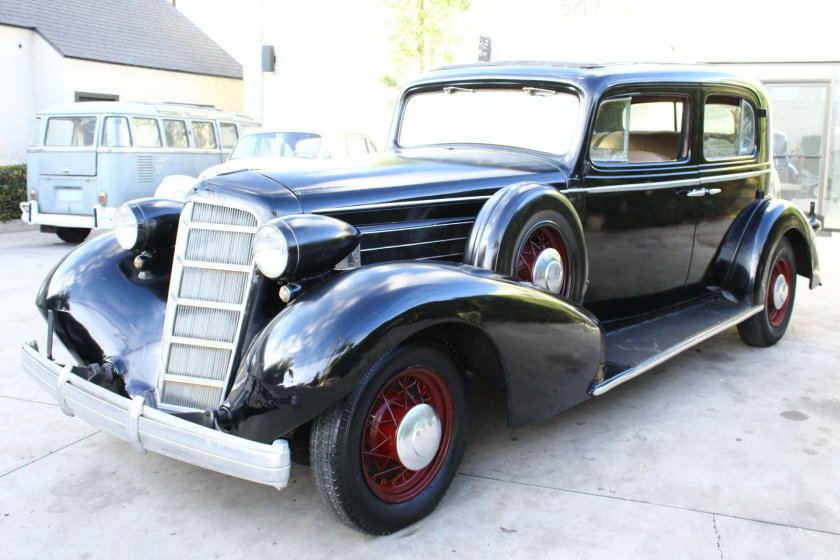 Cadillac 1935