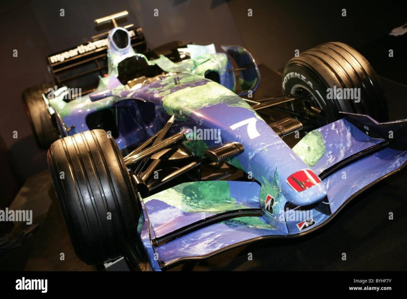 Болид формула 1 Хонда