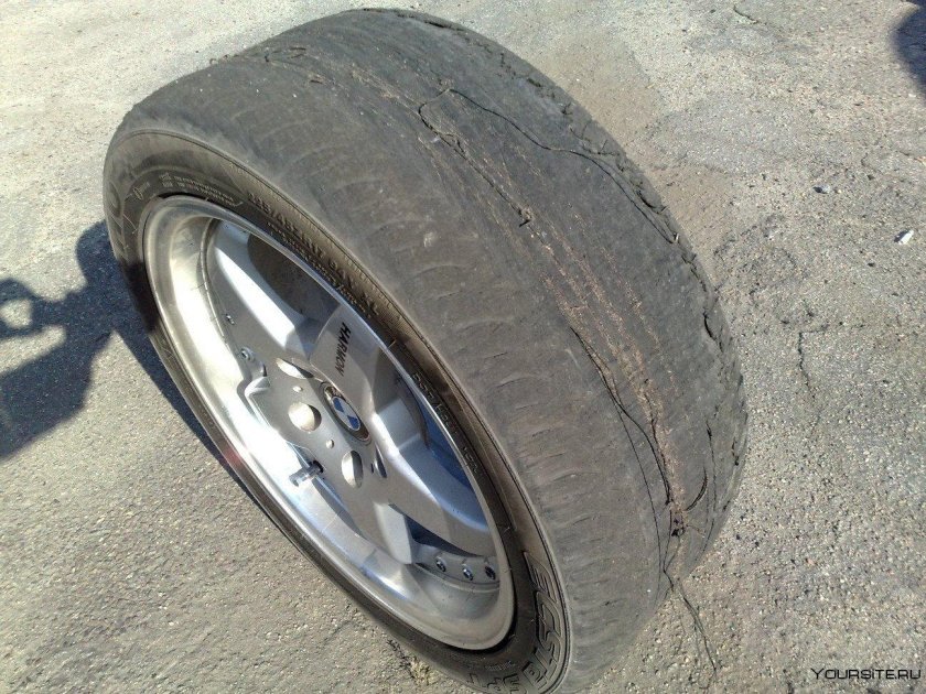 Лысая резина