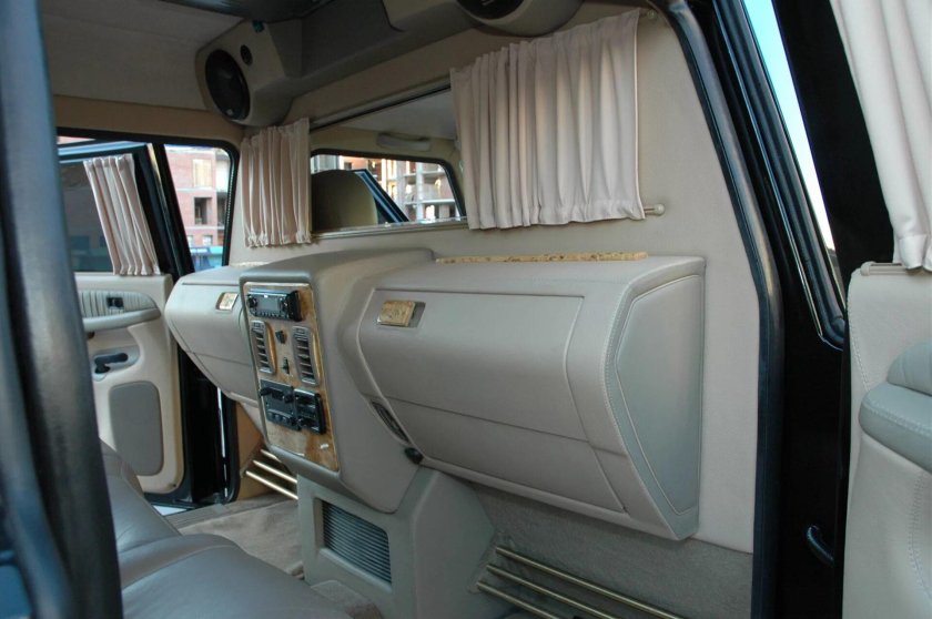 Автомобиль комбат т-98 салон